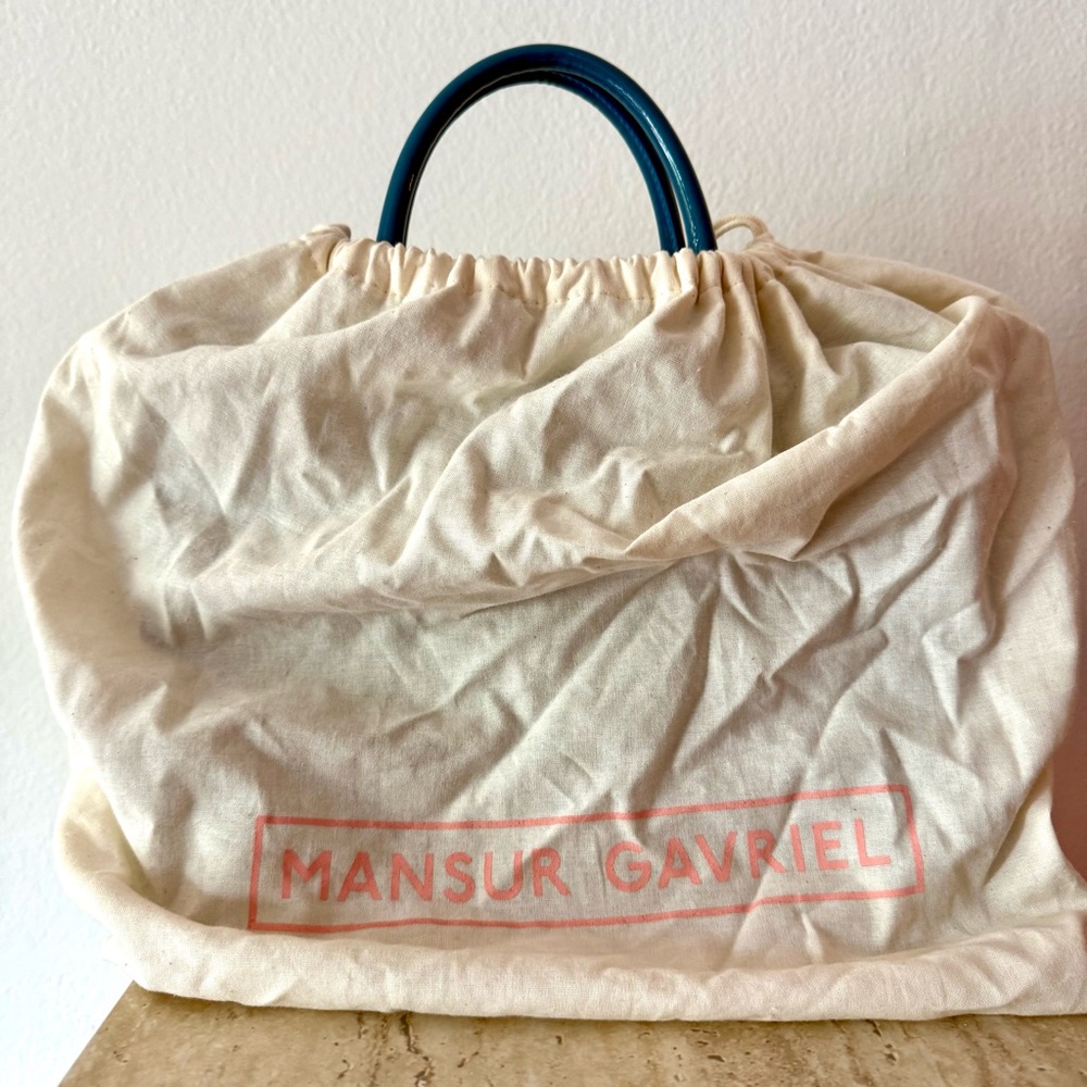 Mansur Gavriel Blue Patent Leather Top-Handle Sun Bag - Picture 11 of 12